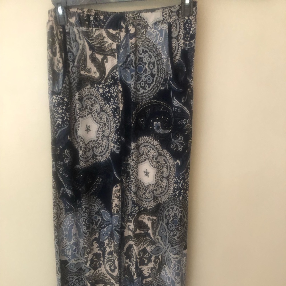Espresso multicolor Blue & Ivory wide leg pant.